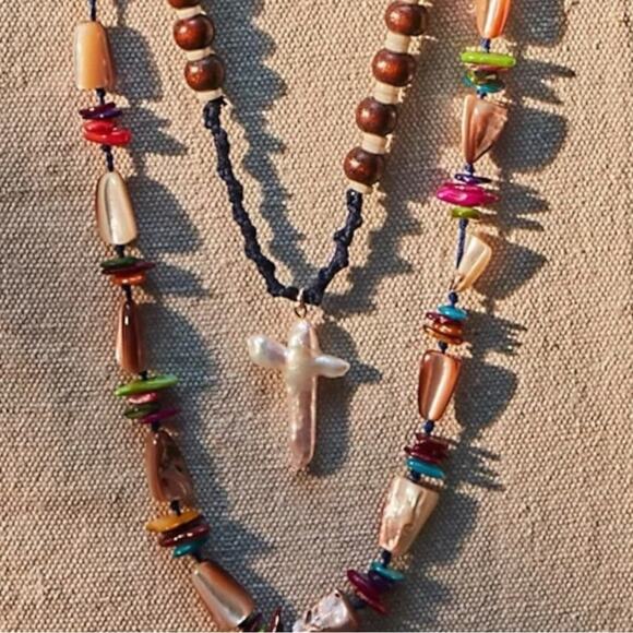 Free People Ariana Ost Easy Does It Pearl Cross Strand Necklace Bohemian Beach - Picture 8 of 16